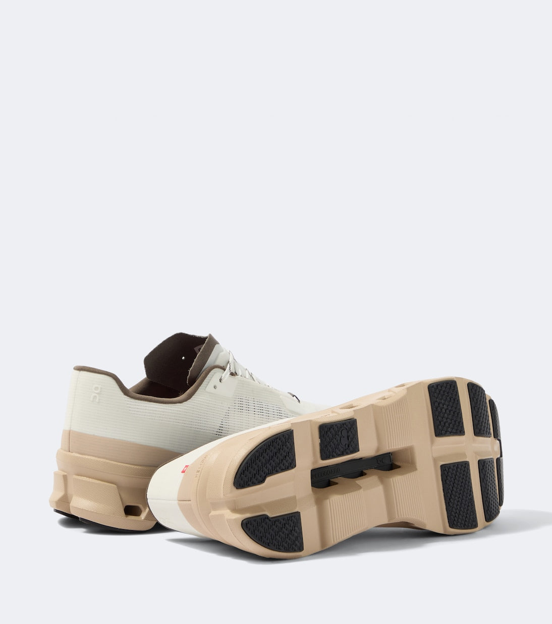 On - Cloudmonster Void running shoes