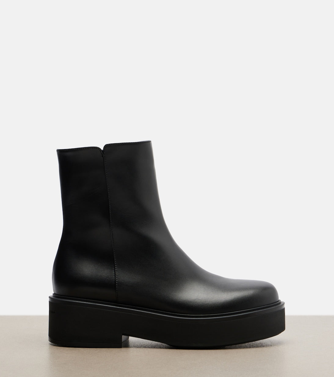 Gianvito Rossi - Hiro leather ankle boots