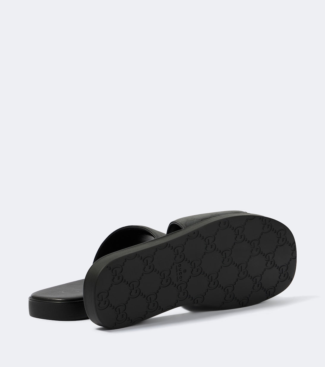 Gucci - GG canvas slides
