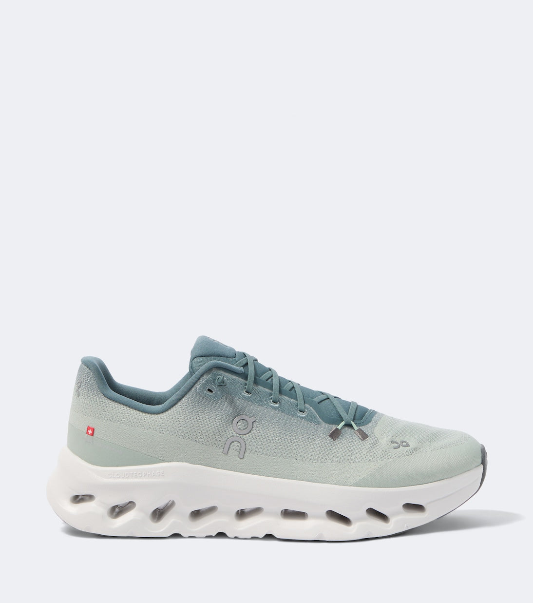 On - Cloudtilt running shoes