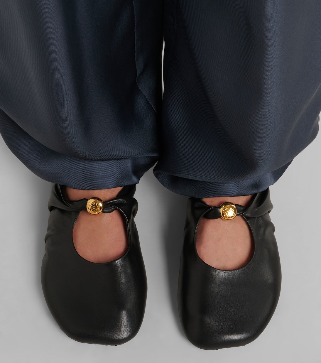 Loewe - Pebble Soft leather mules