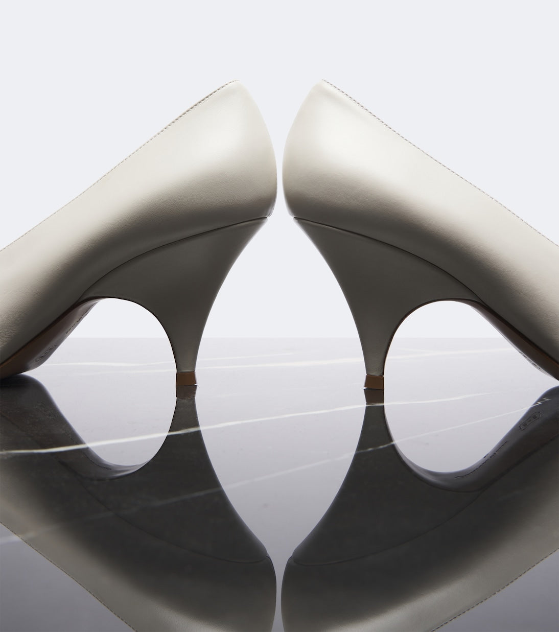 Gianvito Rossi - Sofia leather pumps