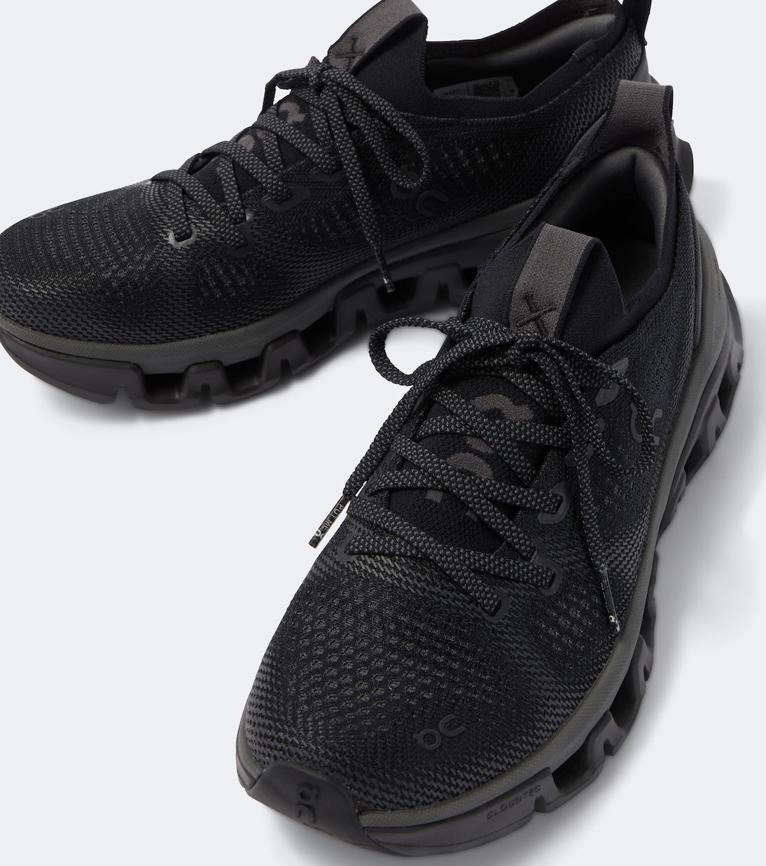 On - Cloud x Tempo running sneakers