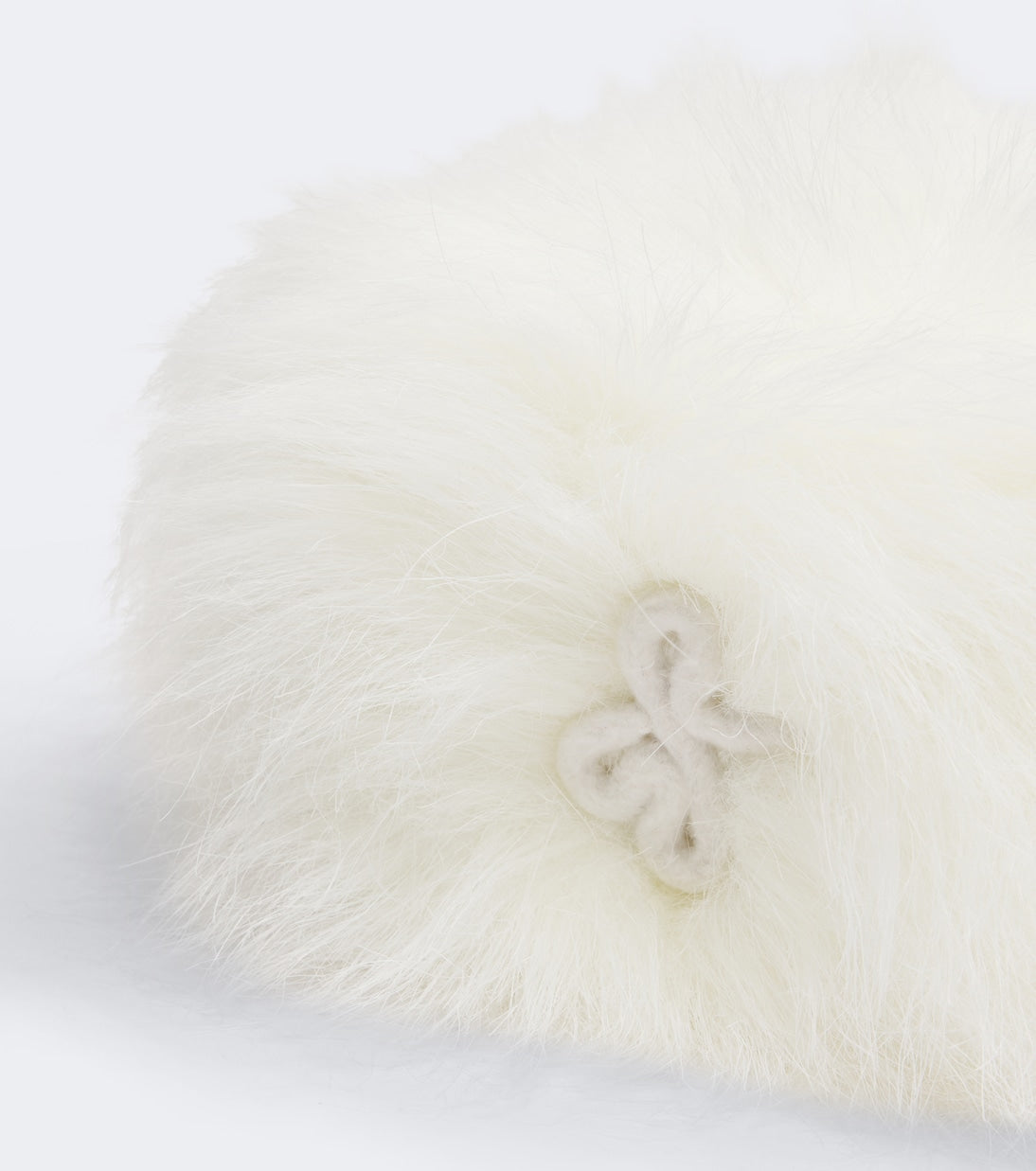 Ruslan Baginskiy - Logo hat