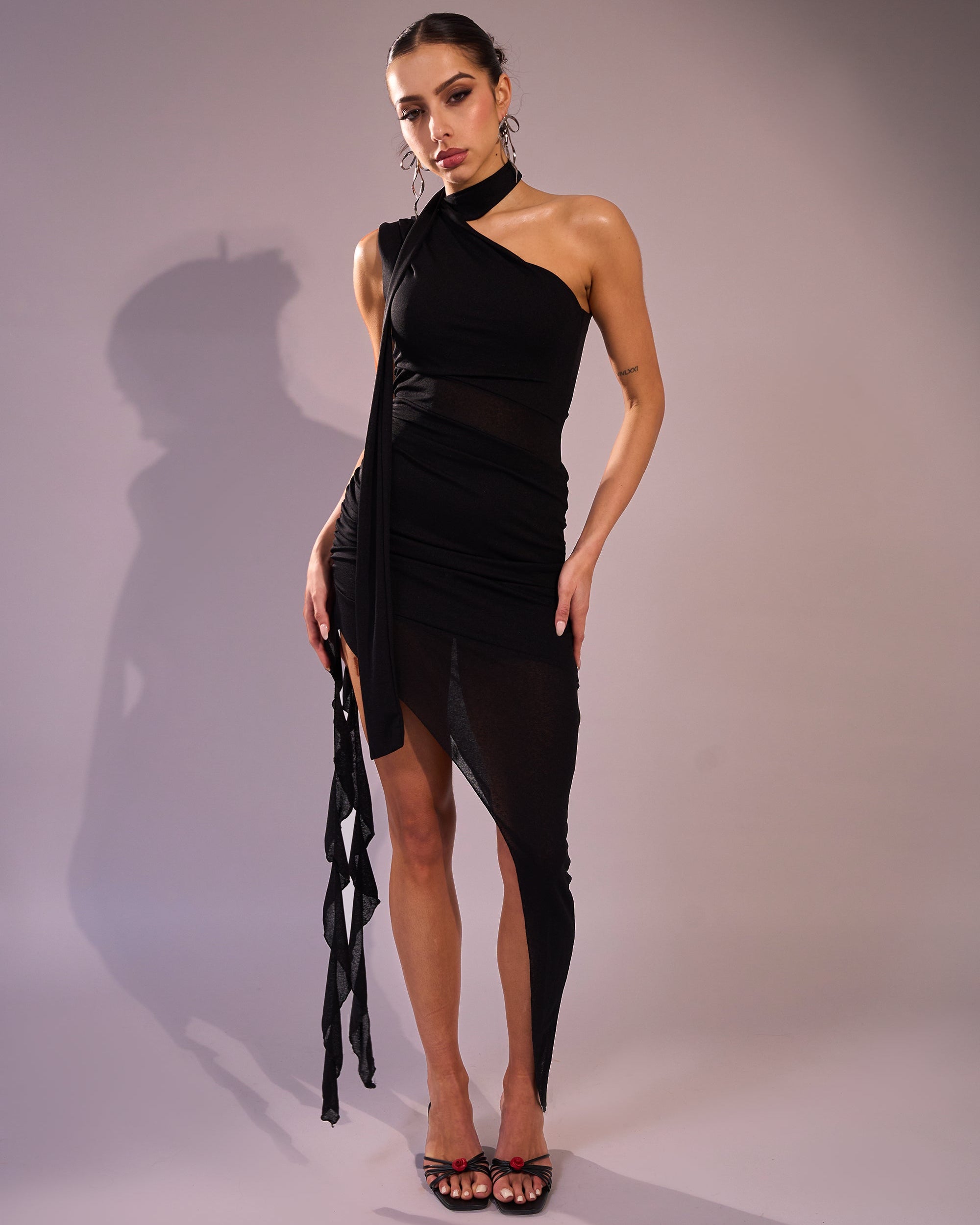 Mesh Choker Detail Asymmetric Midaxi Dress Black