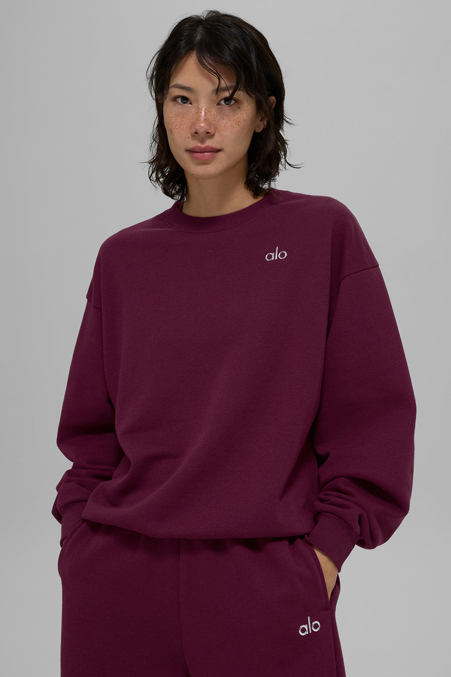 Accolade Crew Neck Pullover - Burgundy