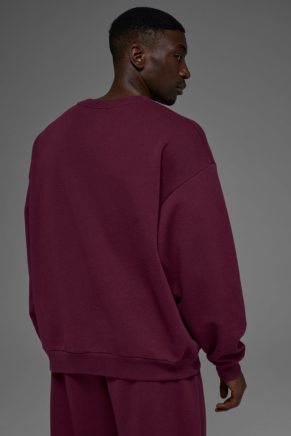 Accolade Crew Neck Pullover - Burgundy
