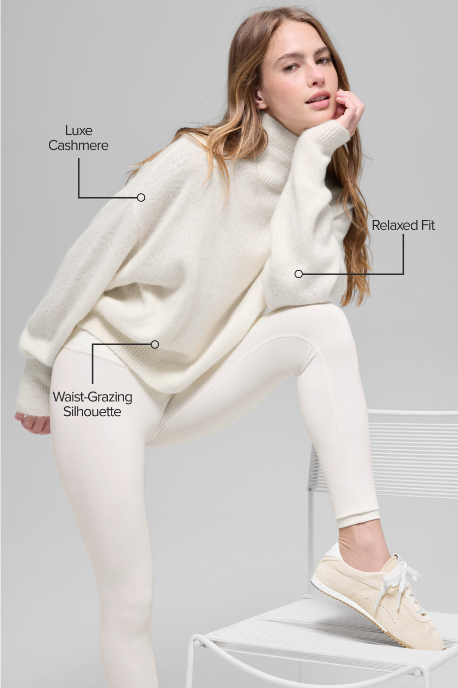Wool Cashmere Cropped New Class Turtleneck Sweater - Ivory