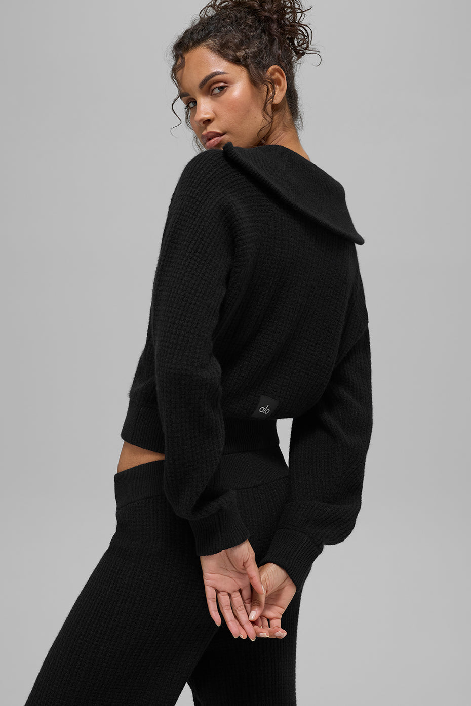 Cashmere Plush Waffle 1/4 Zip Pullover - Black