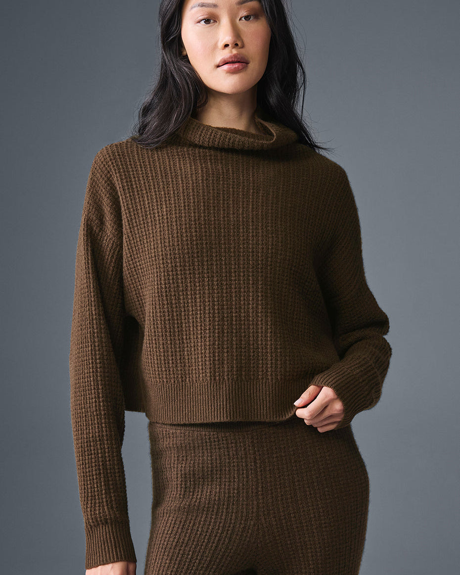 Cashmere Plush Waffle Turtleneck Pullover - Espresso
