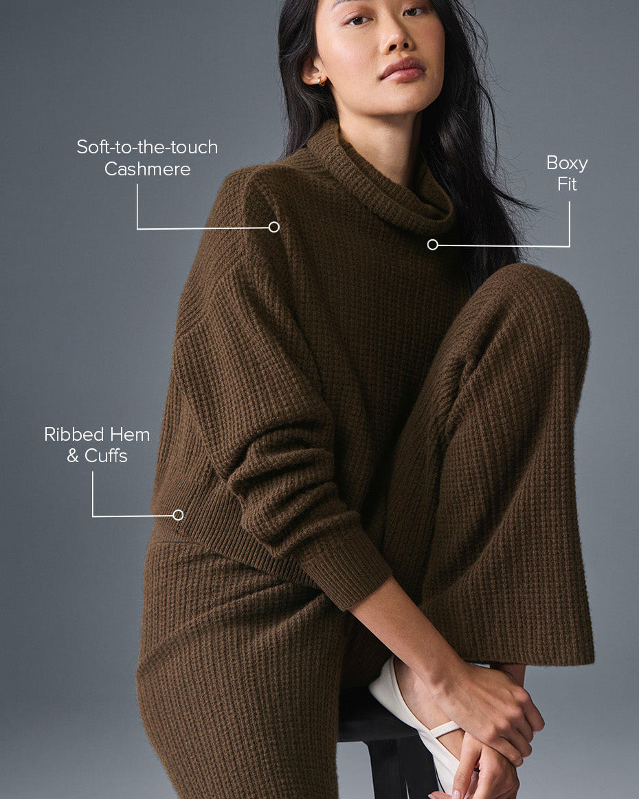 Cashmere Plush Waffle Turtleneck Pullover - Espresso