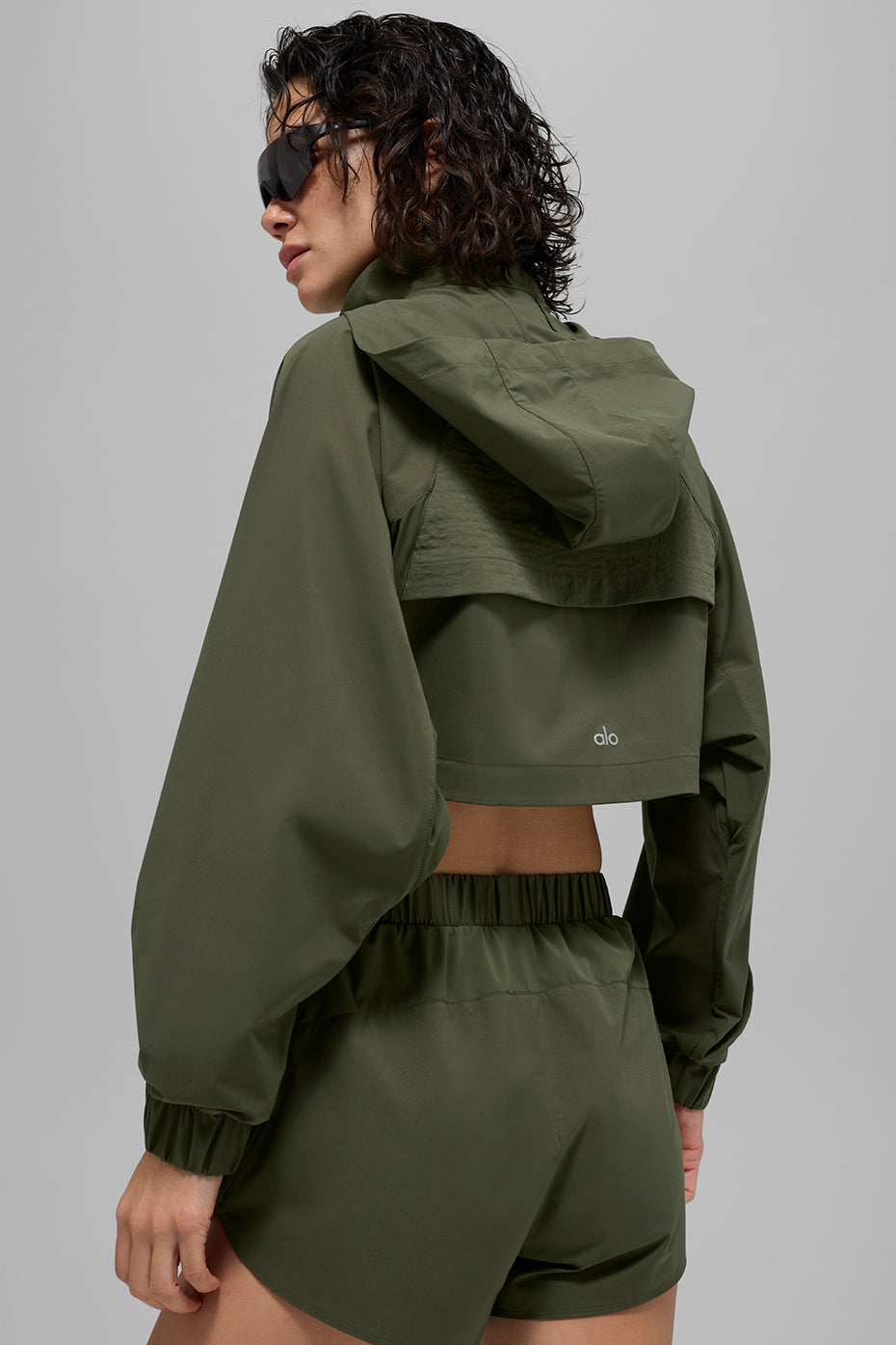 Cropped Playmaker Jacket - Green Olive