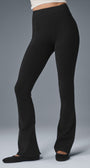 Airbrush High-Waist Kick-Back Legging - Black