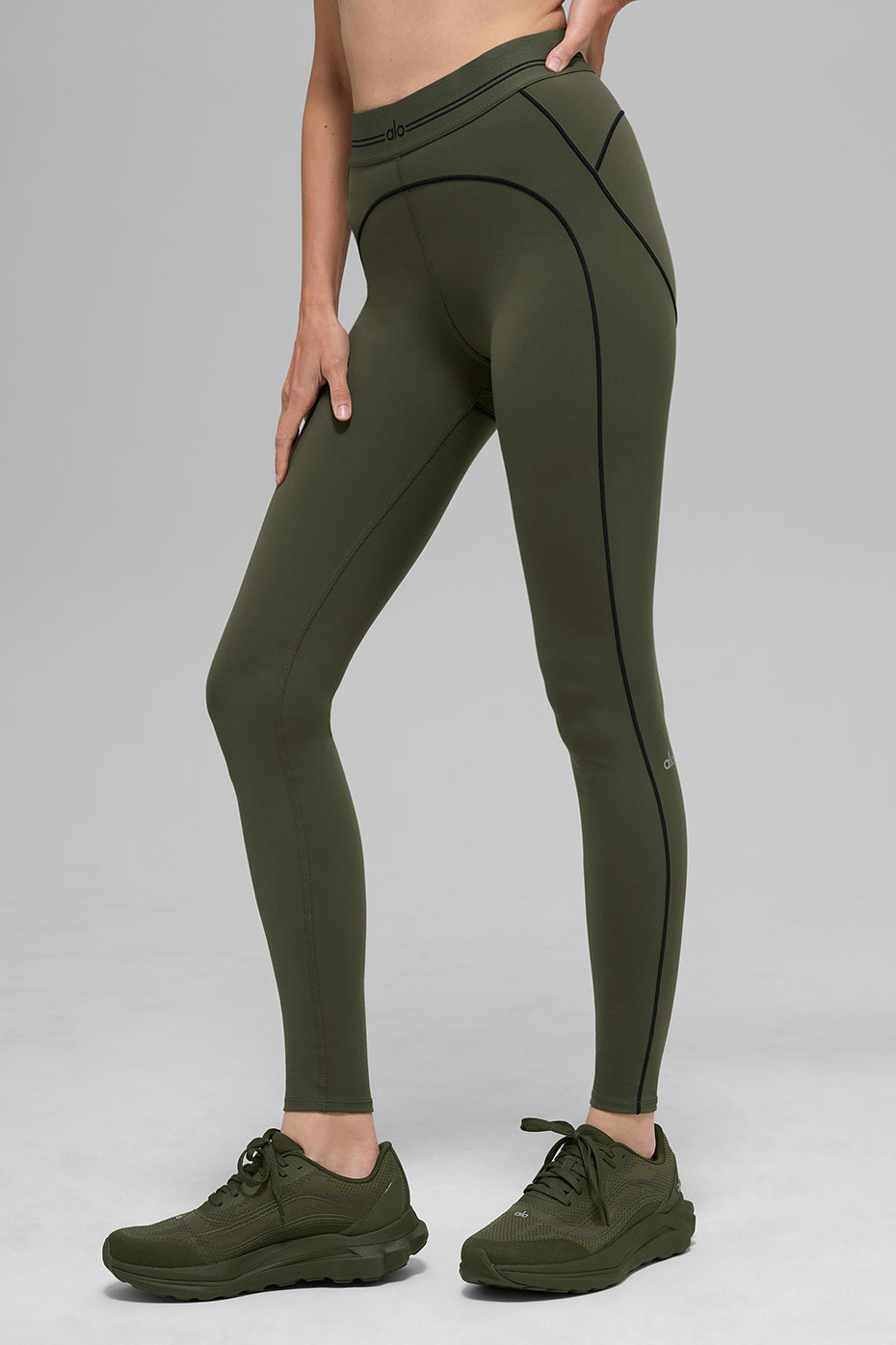 Airbrush High-Waist Heart Throb Legging - Green Olive/Black