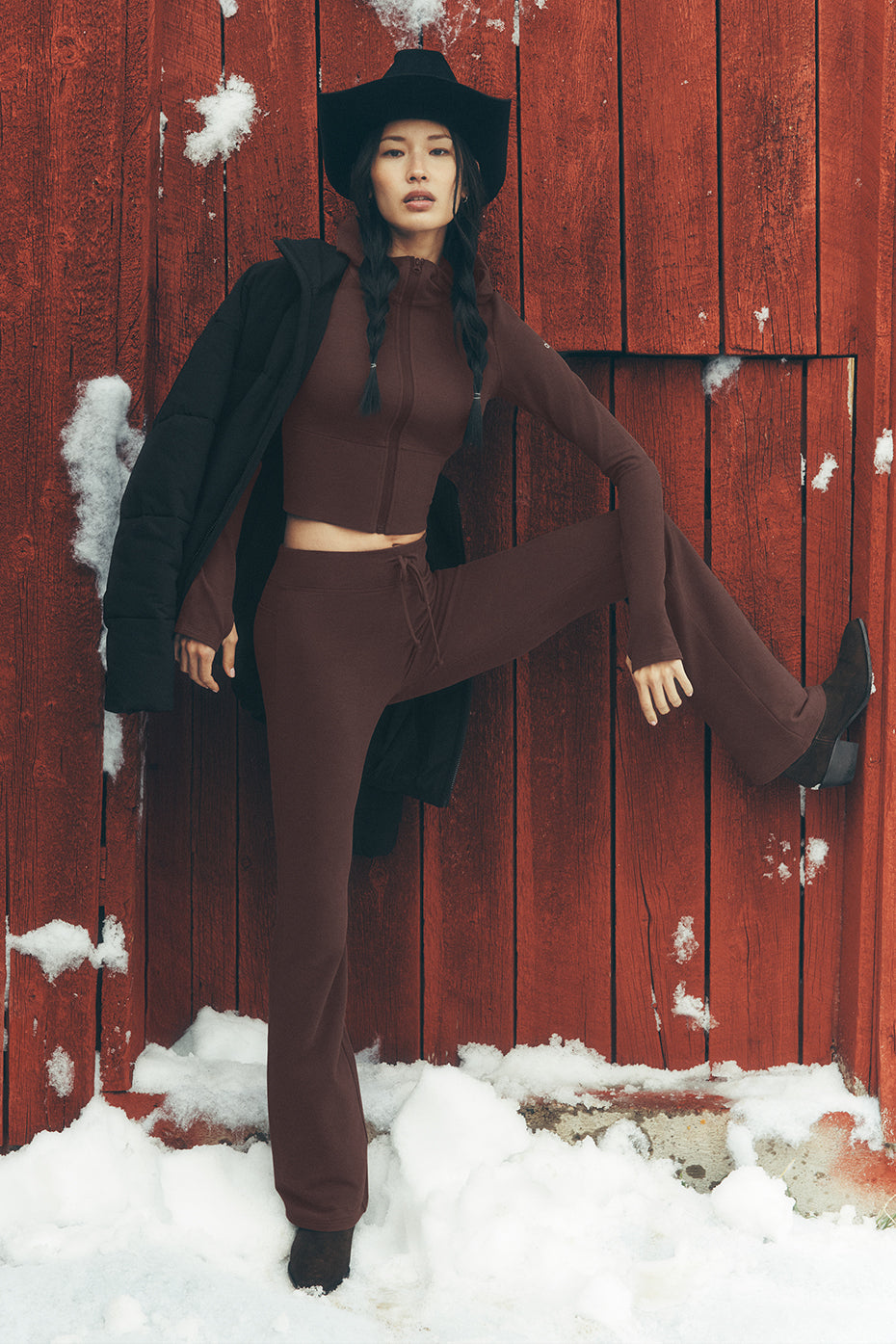 Sway Bootcut Sweatpant - Brownstone