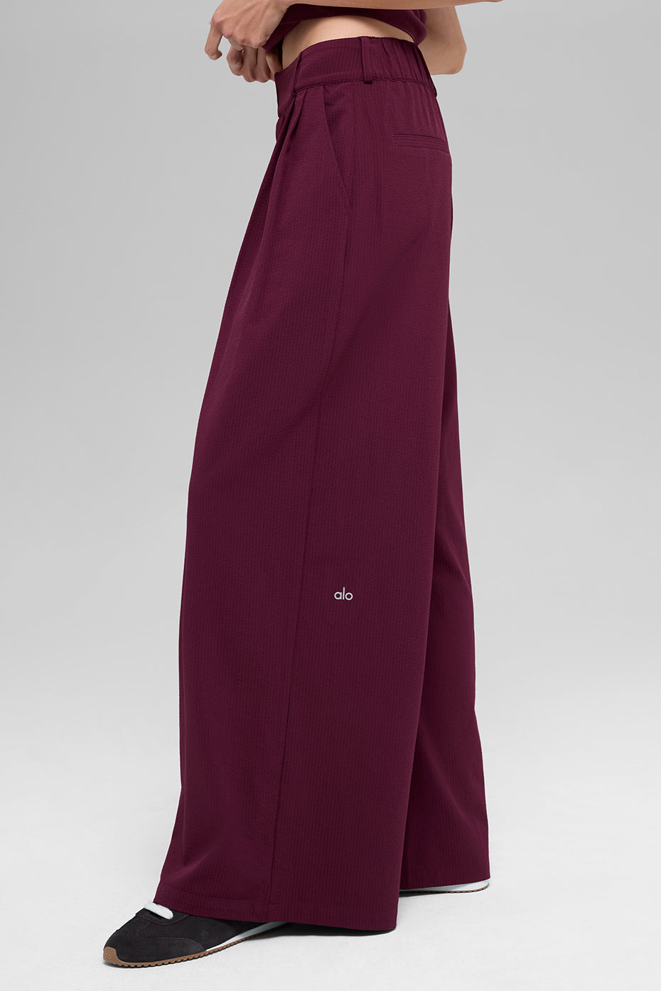 High-Waist Dreamscape Trouser (Regular) - Burgundy
