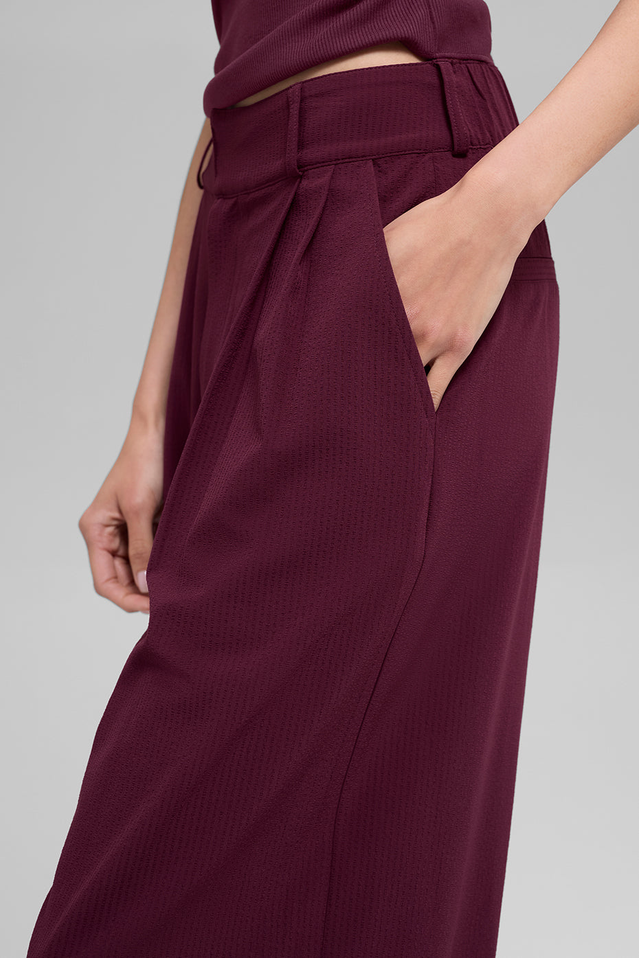 High-Waist Dreamscape Trouser (Regular) - Burgundy