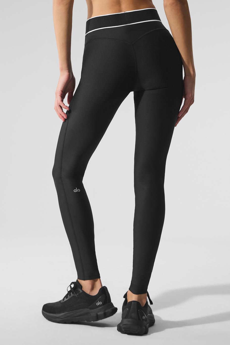 Airlift High-Waist Alignment Legging - Black/White