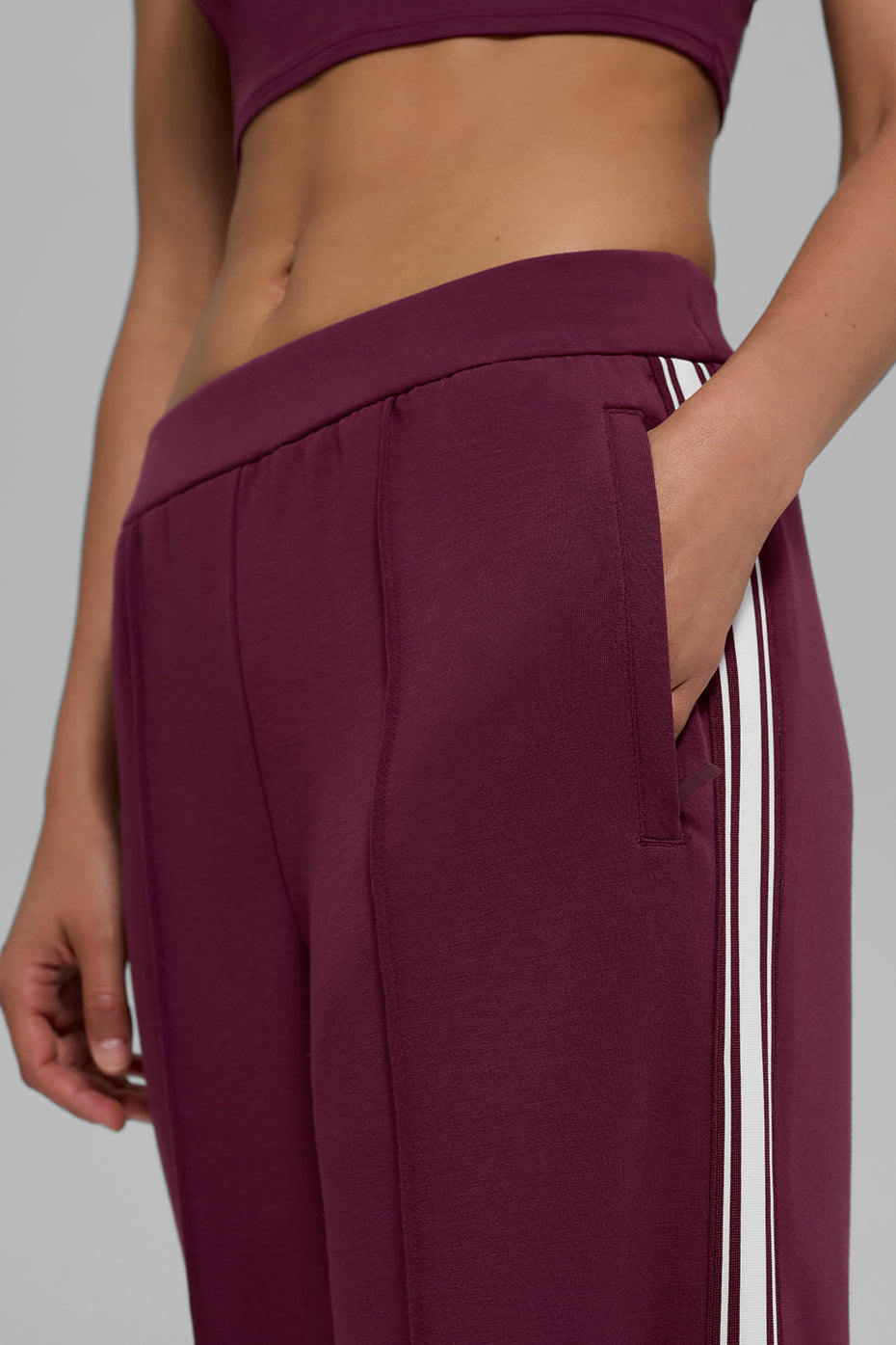 Track Star Wide Leg Pant (Regular) - Burgundy