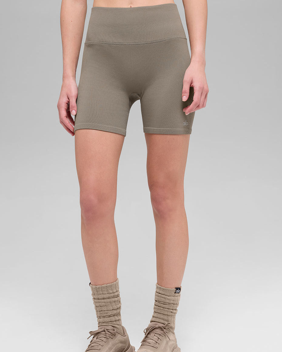 5" Seamless Ribbed Favorite Short - Light Cocoa