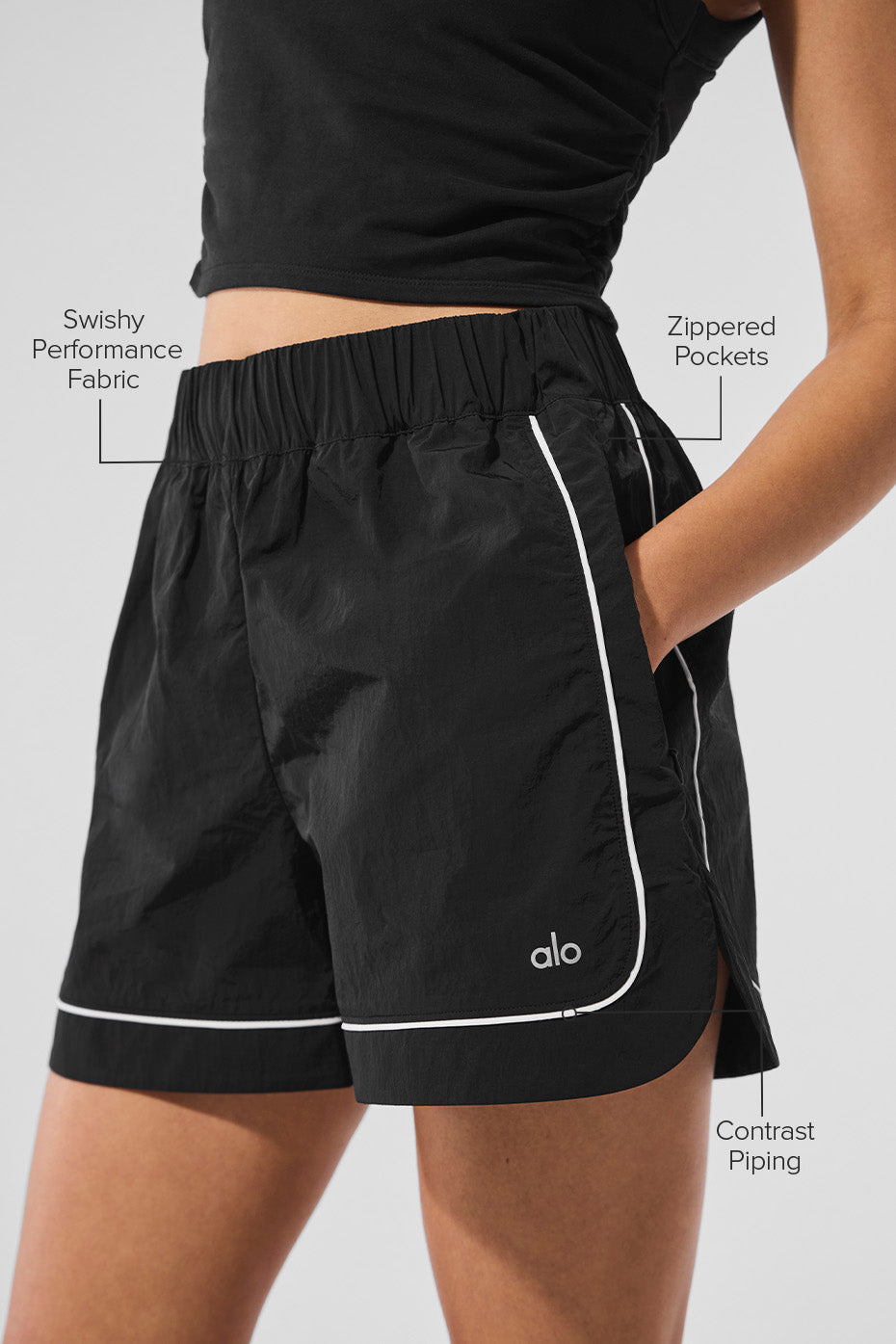 Motivate Track Short - Black/White
