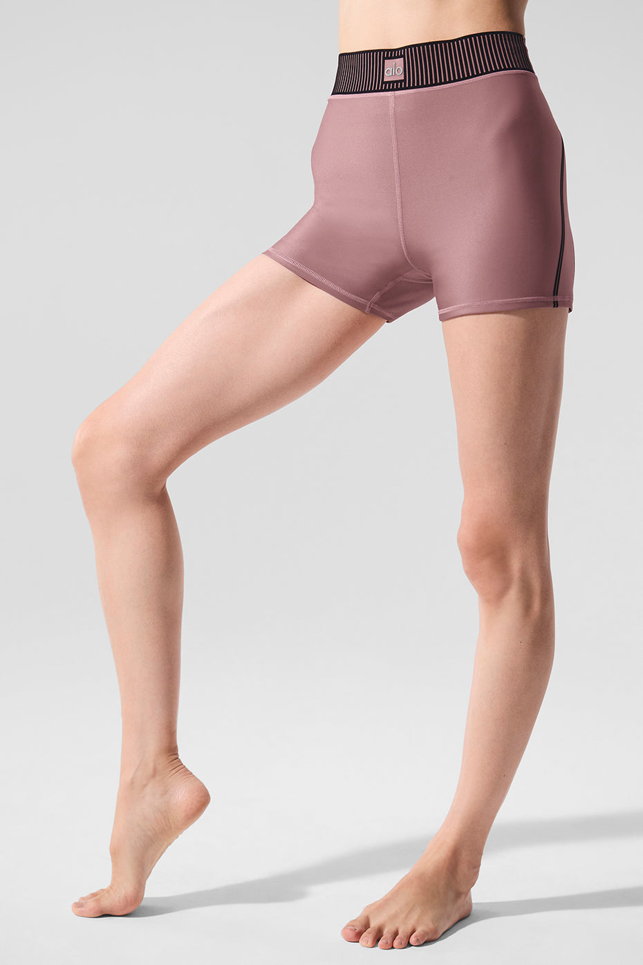 Airlift High-Waist Line Up Short - Smoky Quartz