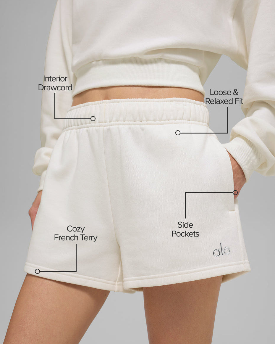 Accolade Short - Ivory