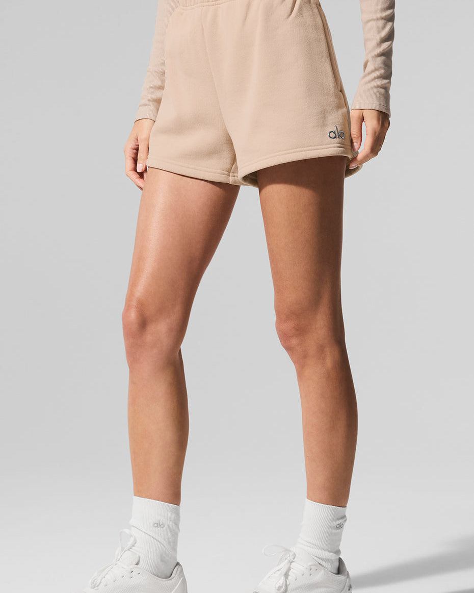 Accolade Short - Macadamia