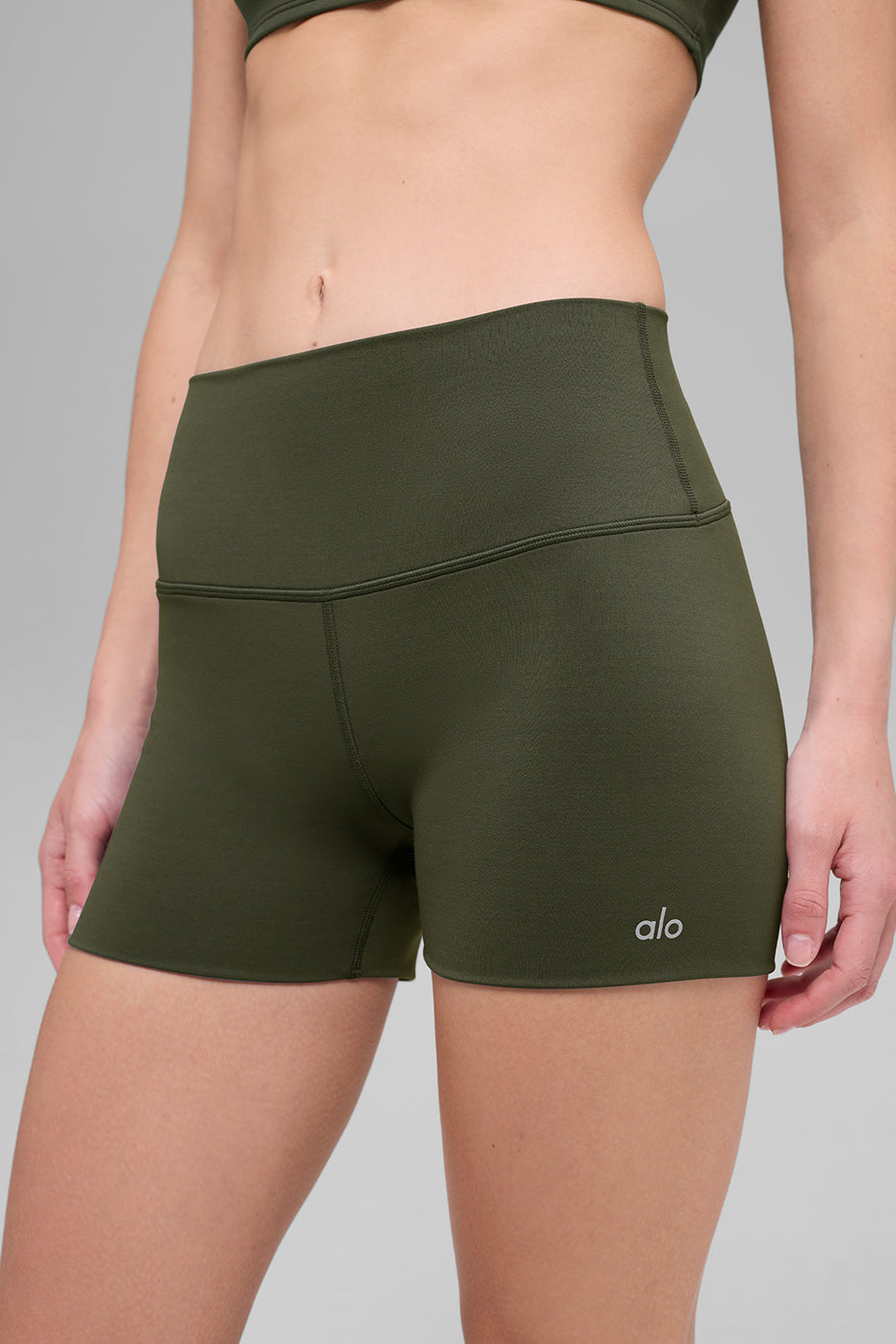 3" ALO Softsculpt High-Waist Precision Short - Green Olive
