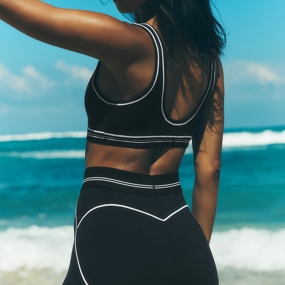 4” Airbrush High-Waist Heart Throb Short - Black/White