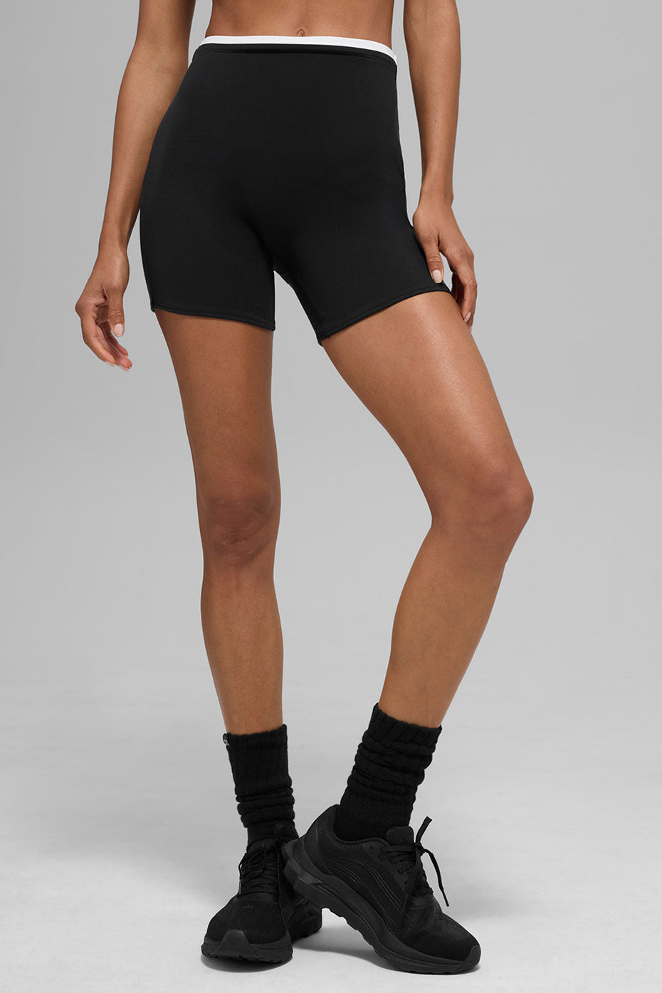 5" Airbrush Double Up Short - Black/White