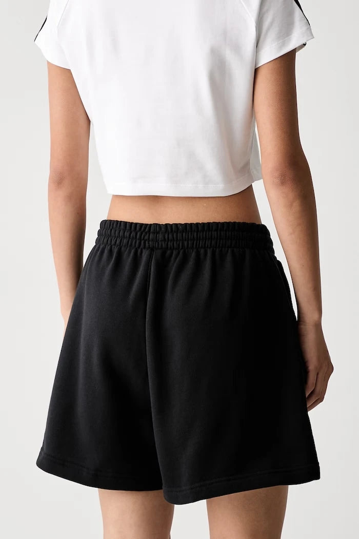 adidas Originals Essentials Pamuklu Kadın Eşofman Şortu