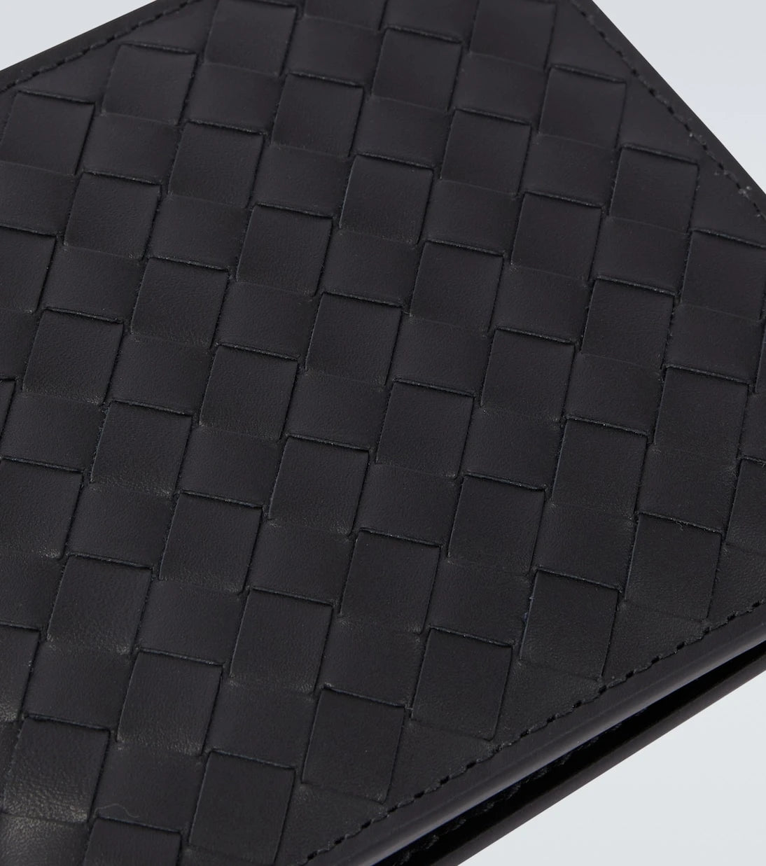 Bottega Veneta - محفظة جلدية بتقنية Intrecciato