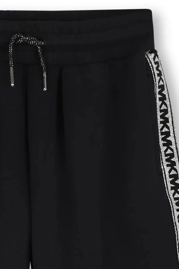 Çocuklar için spor pantolon