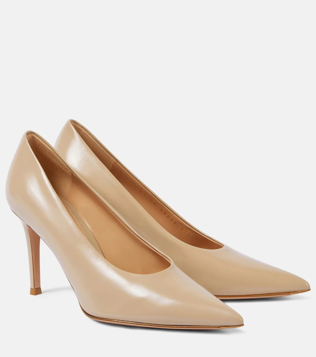 Gianvito Rossi - Robbie leather pumps