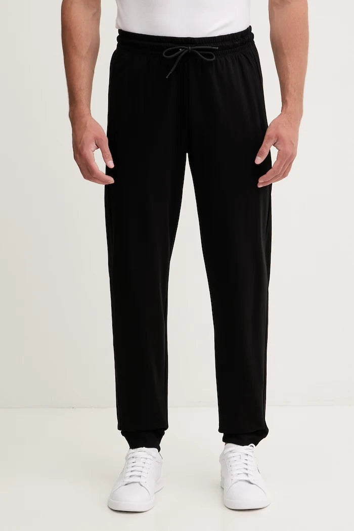 EA7 Emporio Armani erkek spor takımı