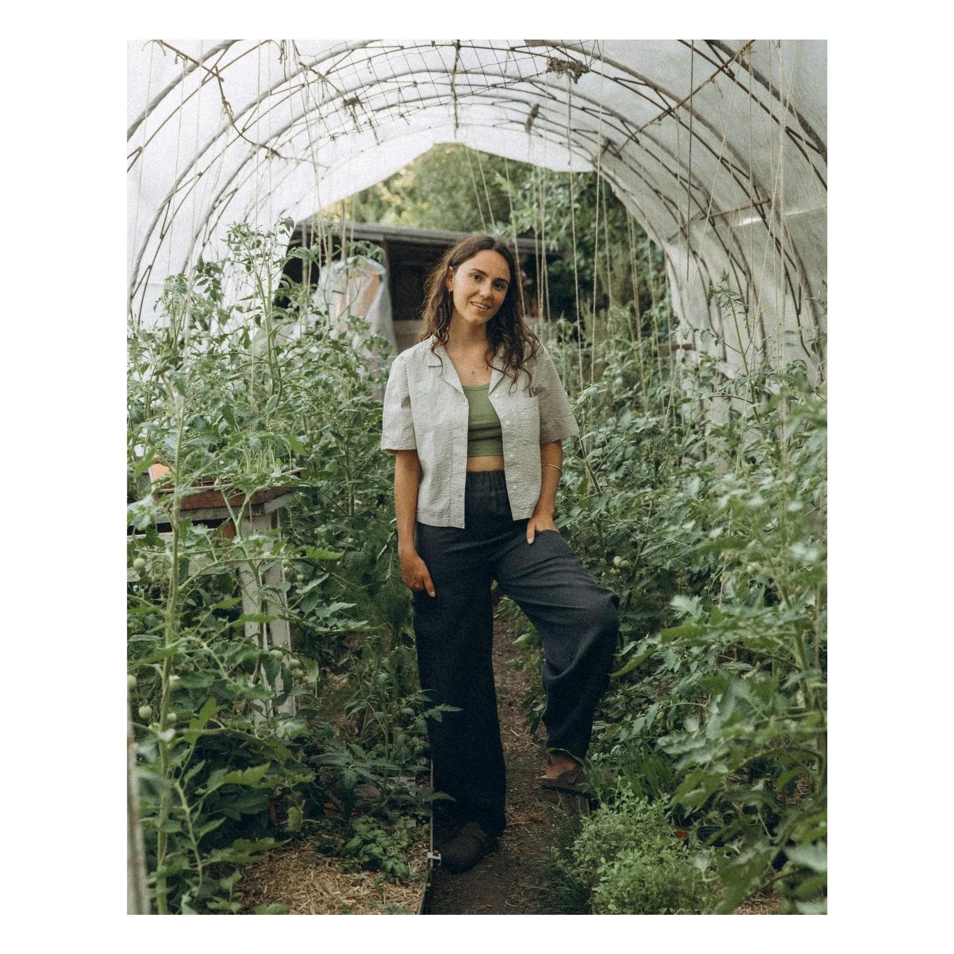 Matona - Organic Cotton Crop Tank Top | Olive