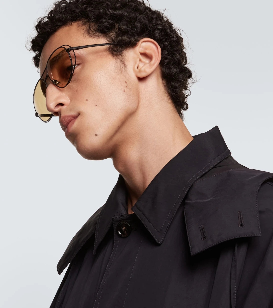 Bottega Veneta - نظارة أفياتور شمسية كلاسيكية