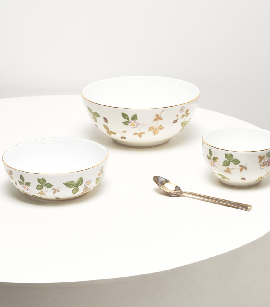 Wild Strawberry Bowl (18cm)