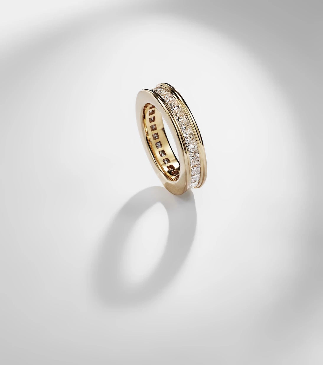 Octavia Elizabeth - Ivy Eternity 18kt gold ring with diamonds