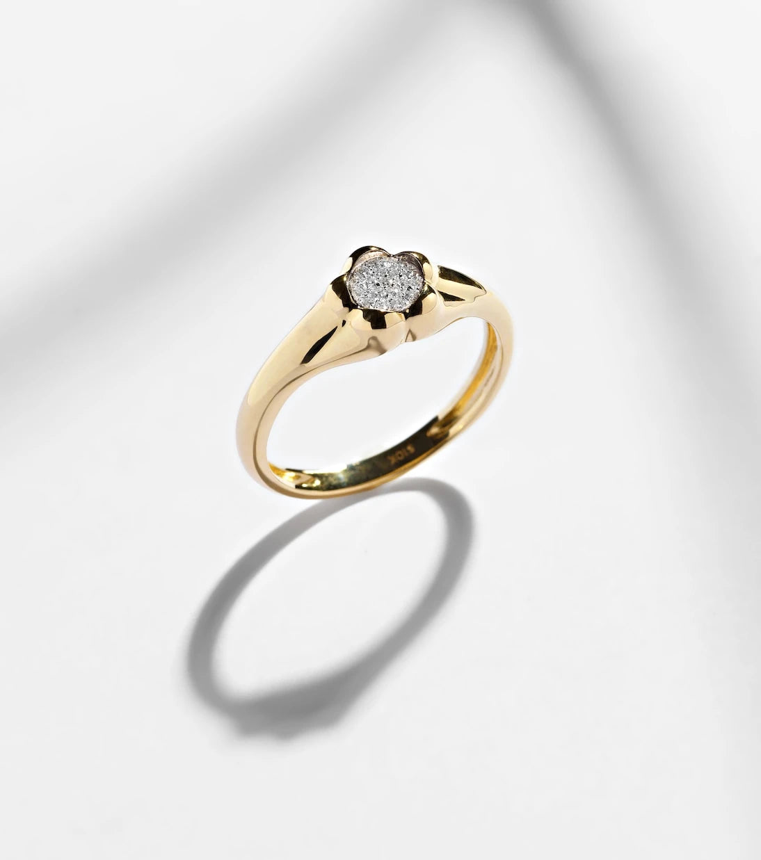 Stone and Strand - Crosby 10kt gold ring with diamonds