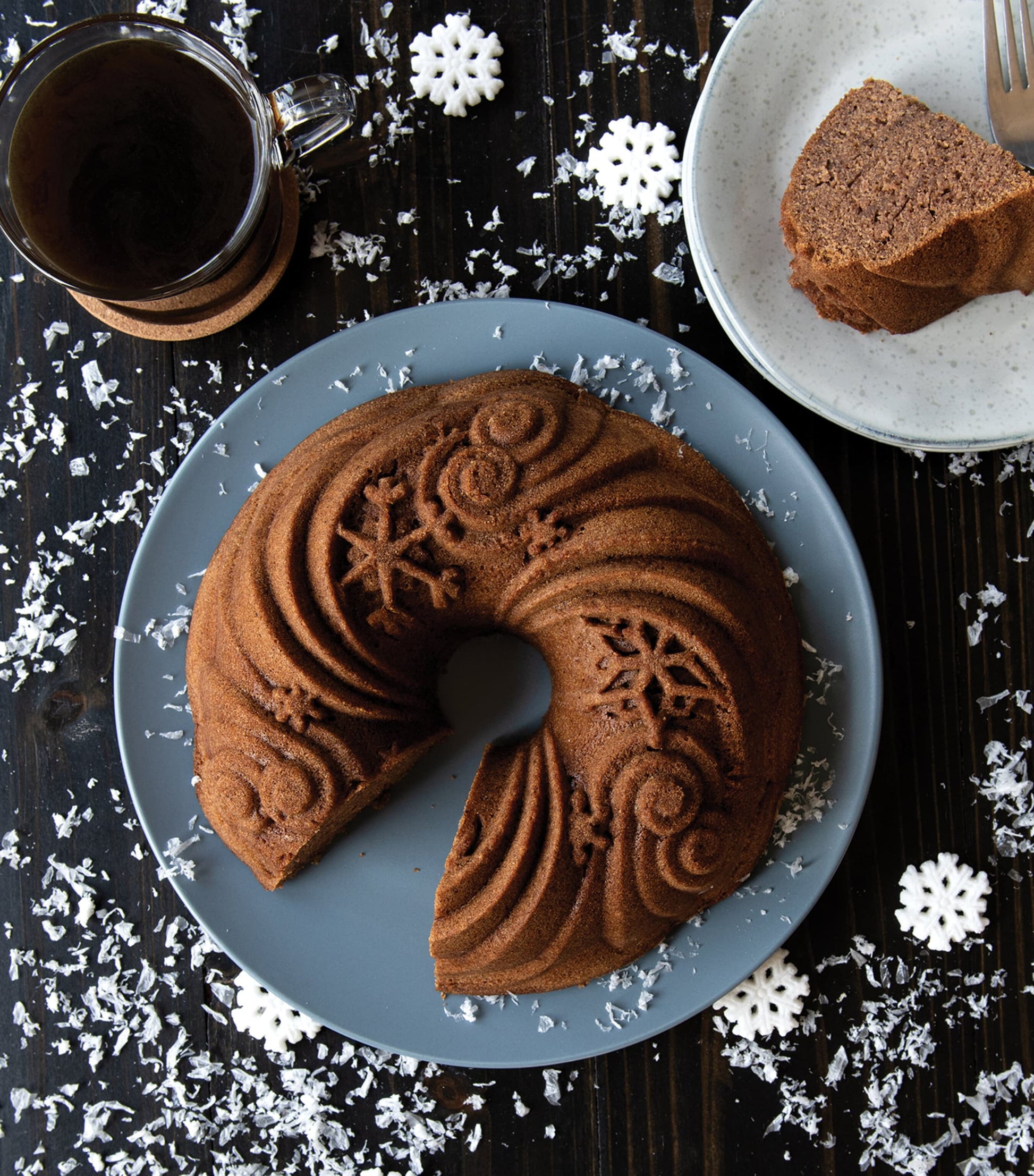 Nordic Ware Let It Snow Non-Stick Bundt Pan