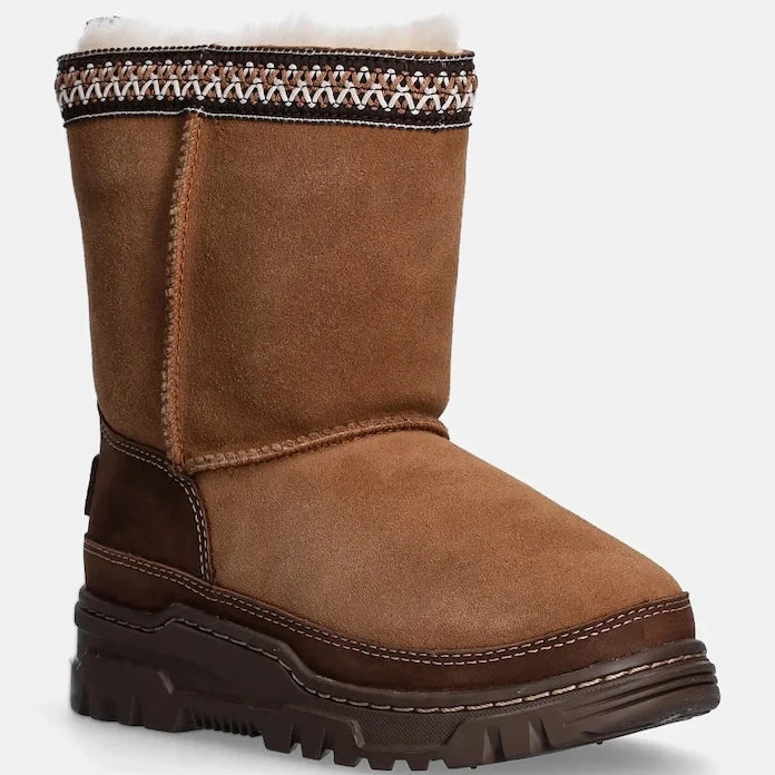 Детски апрески UGG KIDS CLASSIC SHORTRAILGAZER
