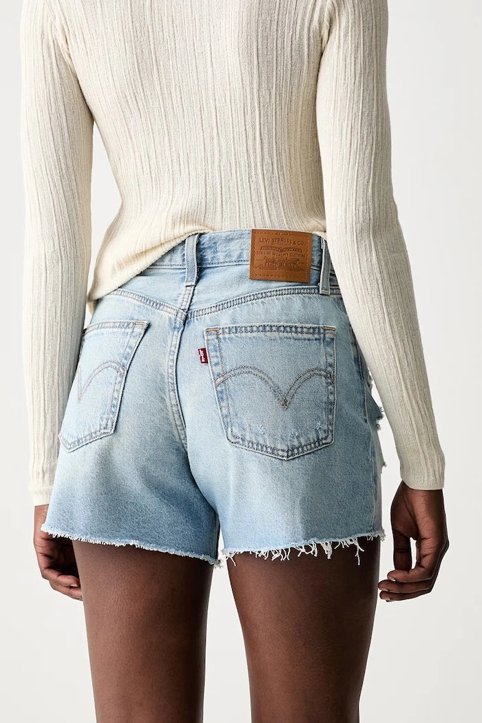 Levi's kadın denim kısa pantolon RIBCAGE A-LINE