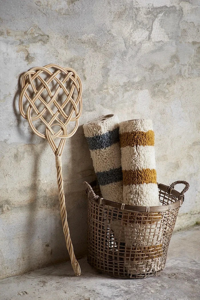 Килимче за баня Madam Stoltz Striped Tufted