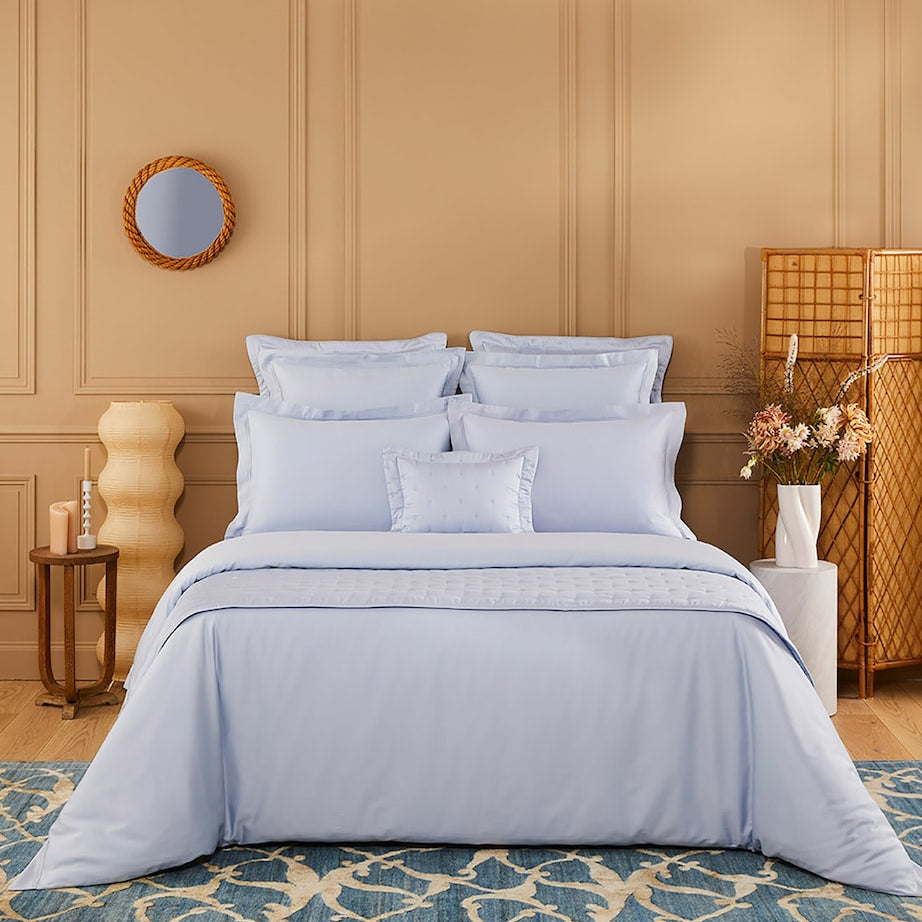 Triomphe Celeste Super King Flat Sheet (270cm x 295cm)