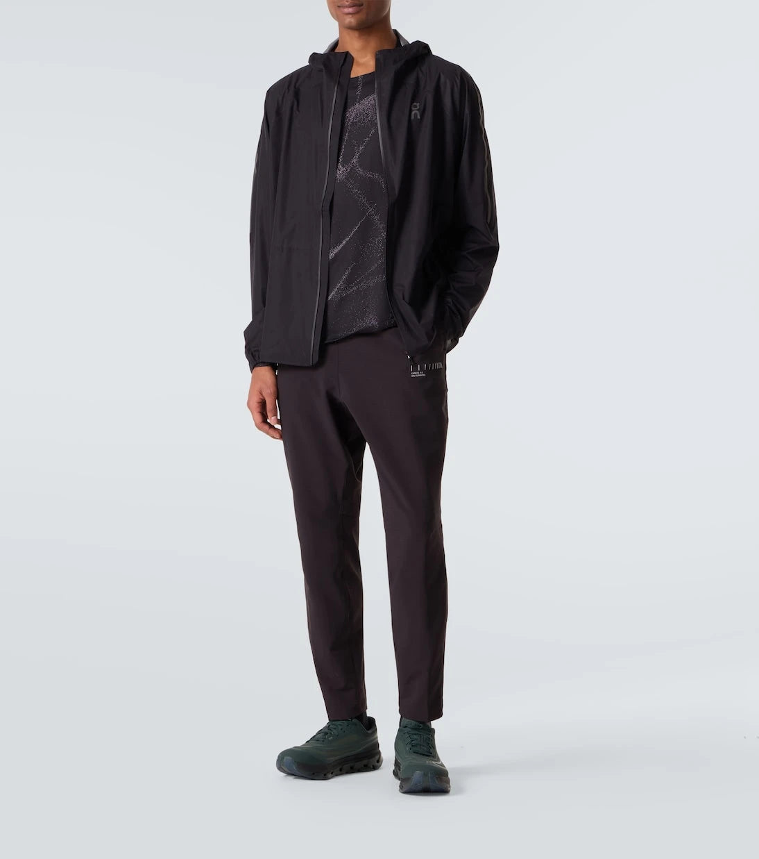 On - Weather track pants