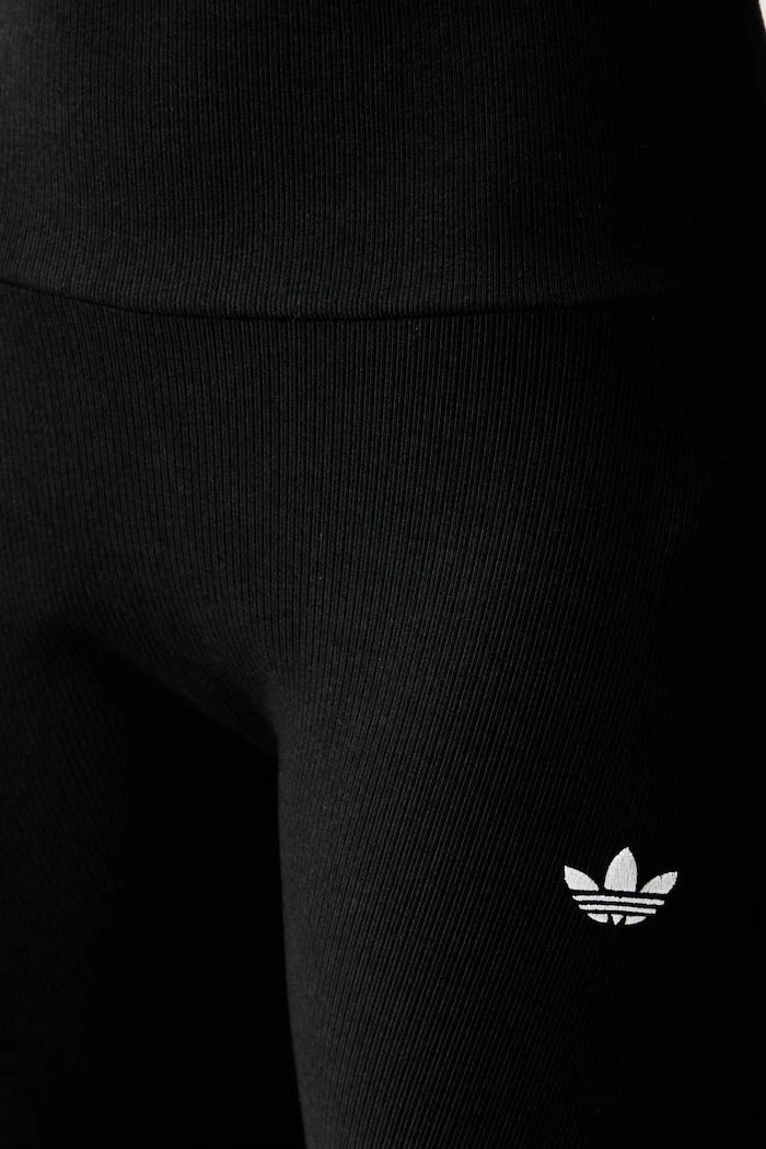 adidas Originals viskonlu kadın taytı Essentials