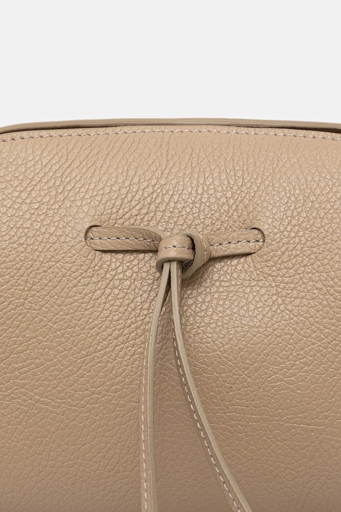 Answear.LAB чанта crossbody дамска от кожа