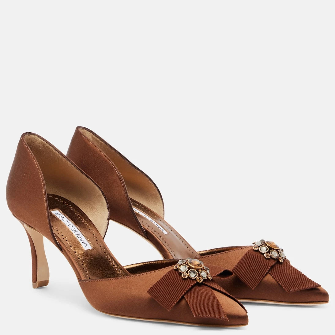 Manolo Blahnik - Apidosa embellished satin pumps